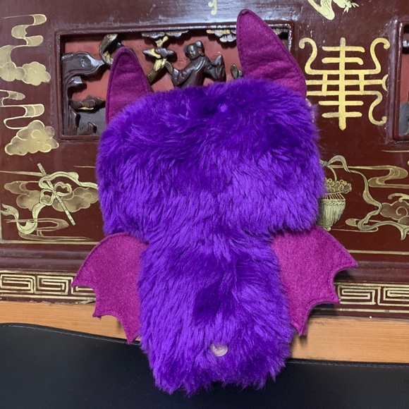 lilac fuggler